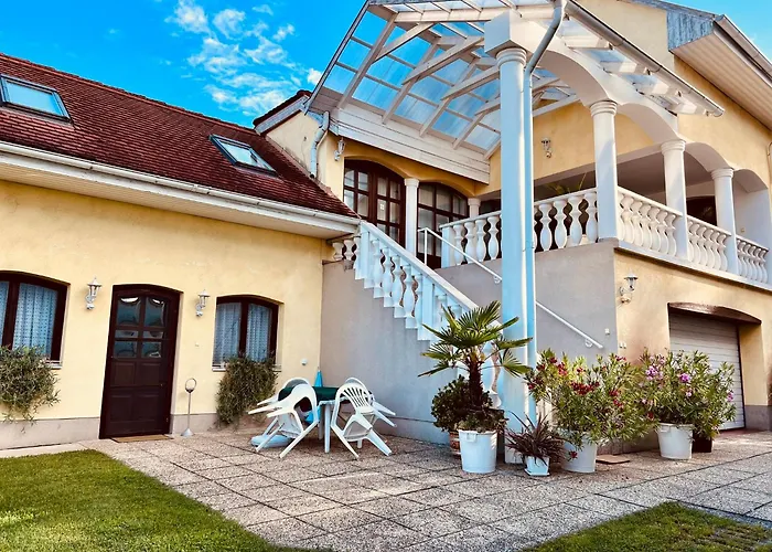 Horvath Apartaman דירה