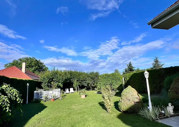 Horvath Apartaman アパート ヘーヴィーズ