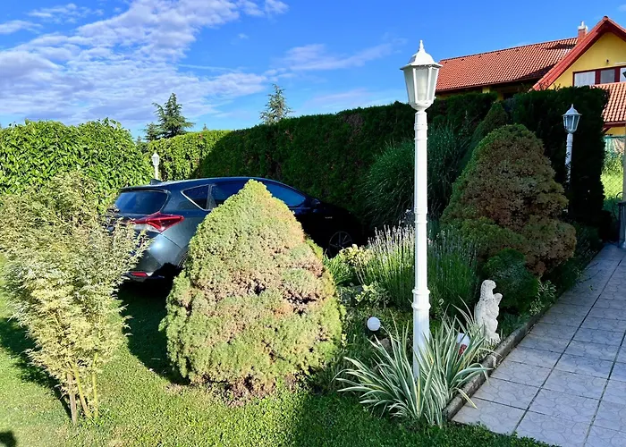 Horvath Apartaman * ヘーヴィーズ